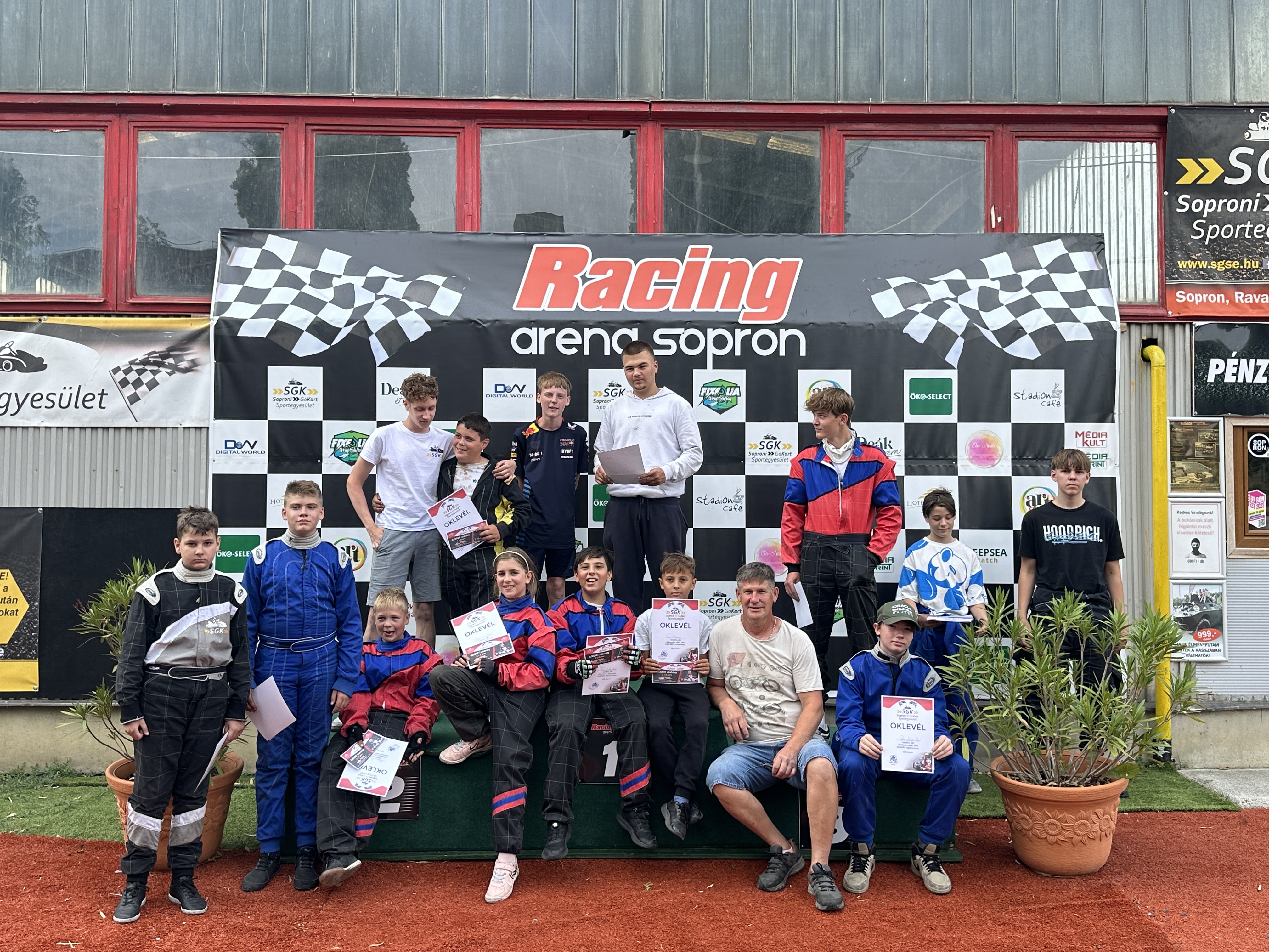 Csapatélmény a Racing Arena Sopron helyszínén